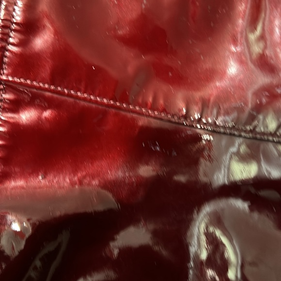 Patent Leather red used coach bag some wear scratches.Still nice,pouches in it. - Picture 14 of 16